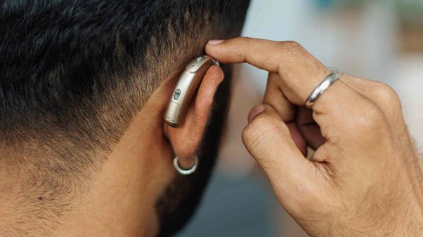 מכשיר שמיעה רגיל או מתקדם?