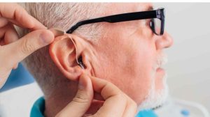 איך עובד מכשיר שמיעה